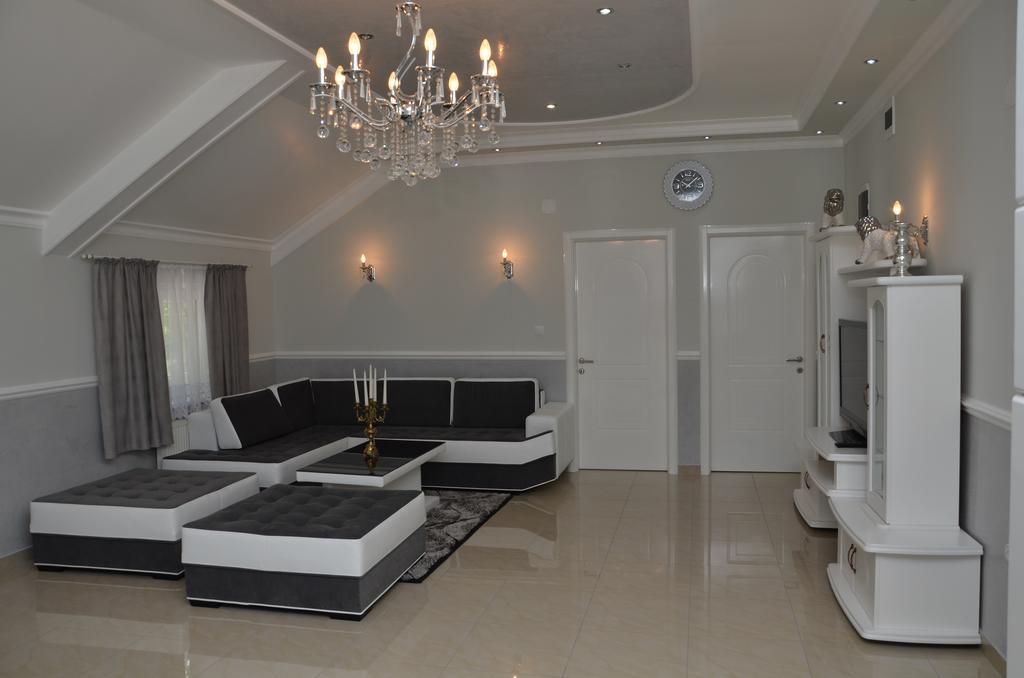 Apartments Royal Menex Požarevac Exterior foto