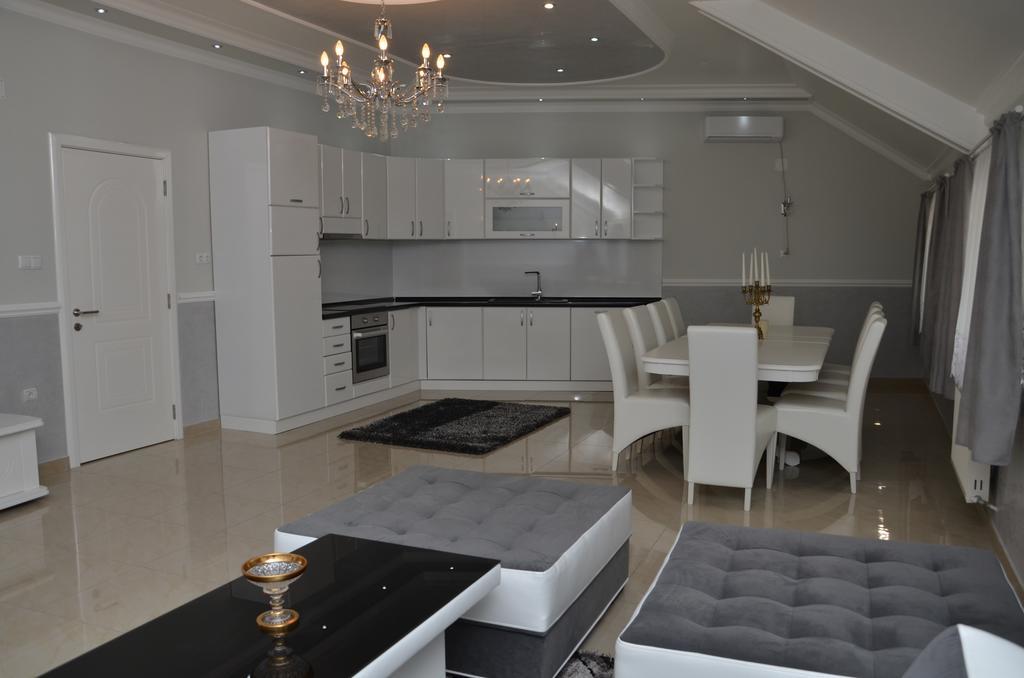Apartments Royal Menex Požarevac Zimmer foto