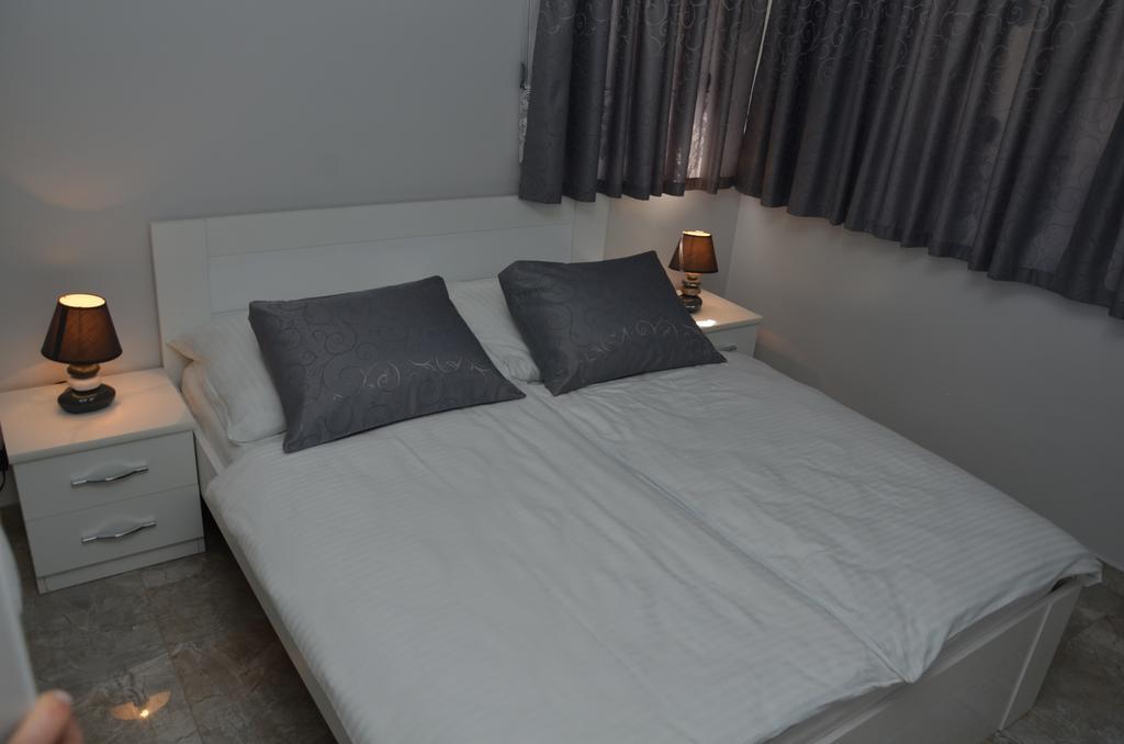 Apartments Royal Menex Požarevac Zimmer foto