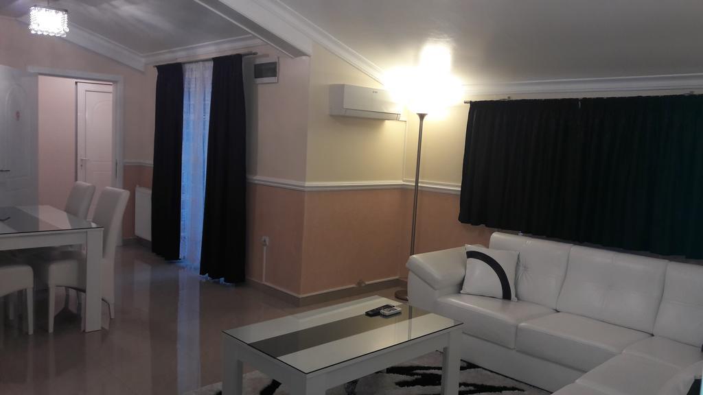 Apartments Royal Menex Požarevac Exterior foto